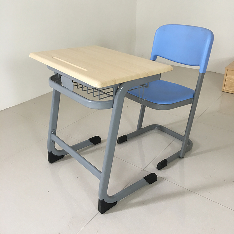 中小學生及大學生課桌椅標準尺寸是多少？